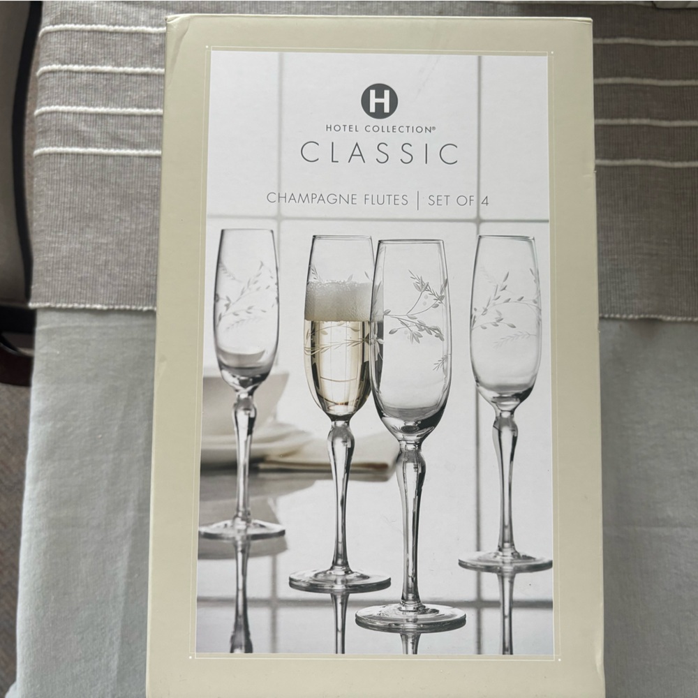 Champagne Flutes Set of 4 - Clear